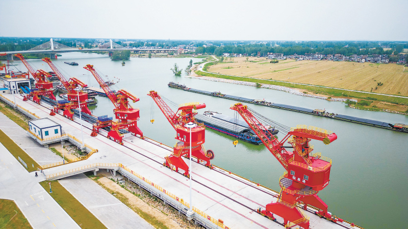 臨泉港區綜合碼頭建成