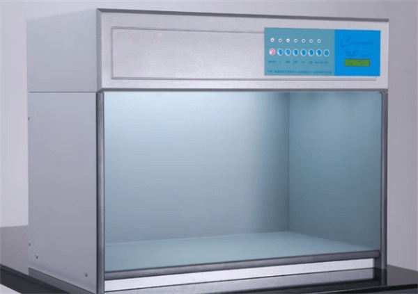 校準光源箱內壁環境色的校準方法